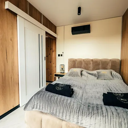 Lüks kamp alanı Goralski Harem Osada Glamp & Glass Z Jacuzzi I Balia