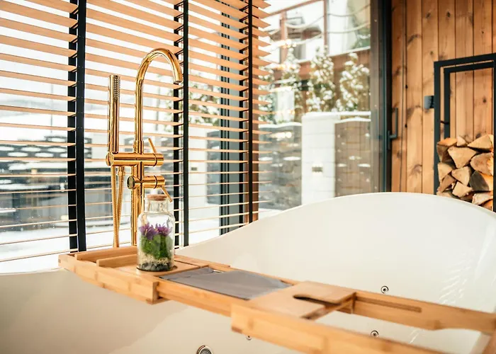 Luksusowy namiot Góralski Harem Osada Glamp&glass Z Jacuzzi I Balią *