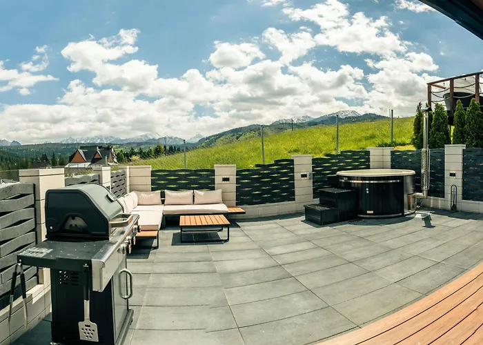 Luxusní stan Goralski Harem Osada Glamp & Glass Z Jacuzzi I Balia