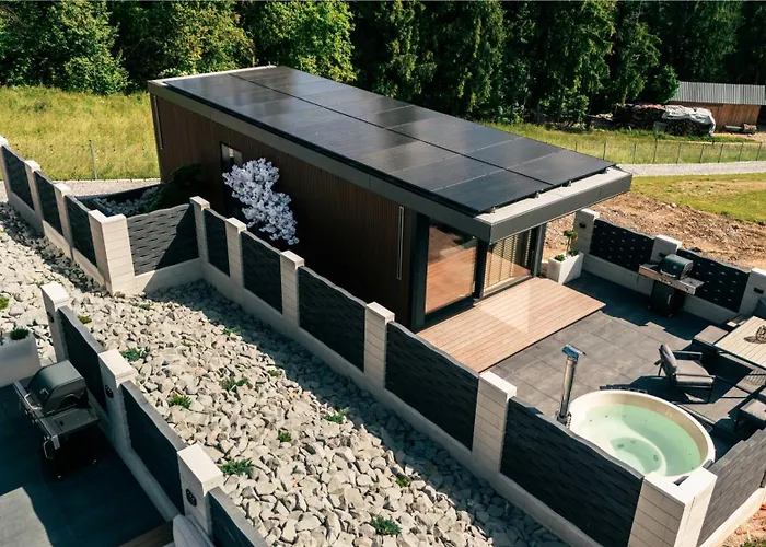 Luxusní stan Goralski Harem Osada Glamp & Glass Z Jacuzzi I Balia