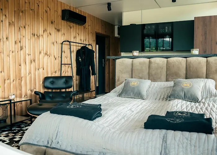 Góralski Harem Osada Glamp&glass Z Jacuzzi I Balią Luksusowy namiot Zakopane